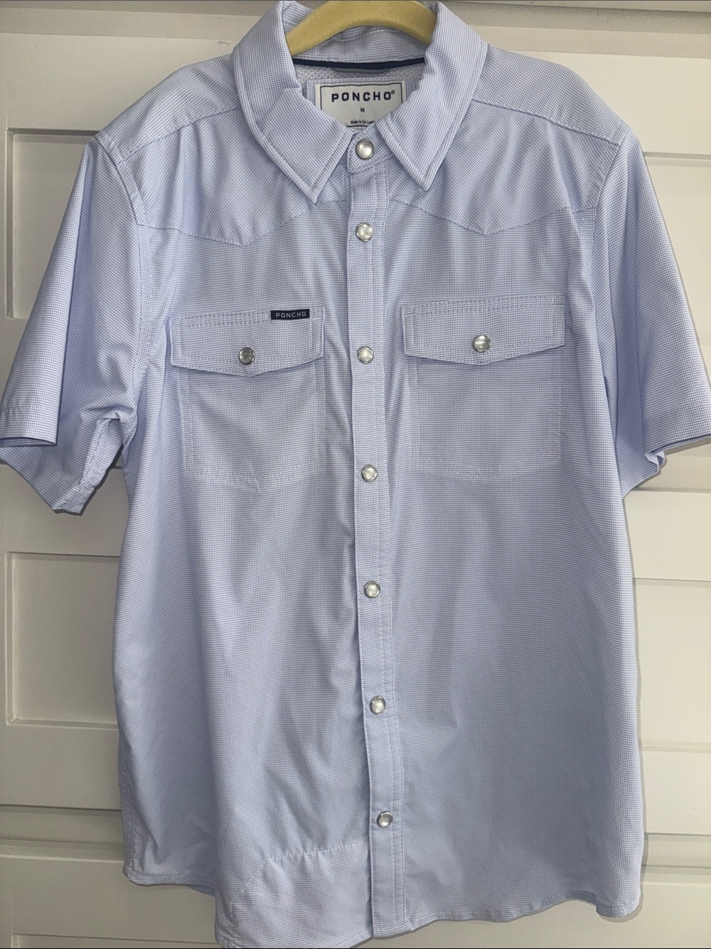 NWOT Boys Youth Medium
Poncho pearl button up shirt

Tags removed, never worn